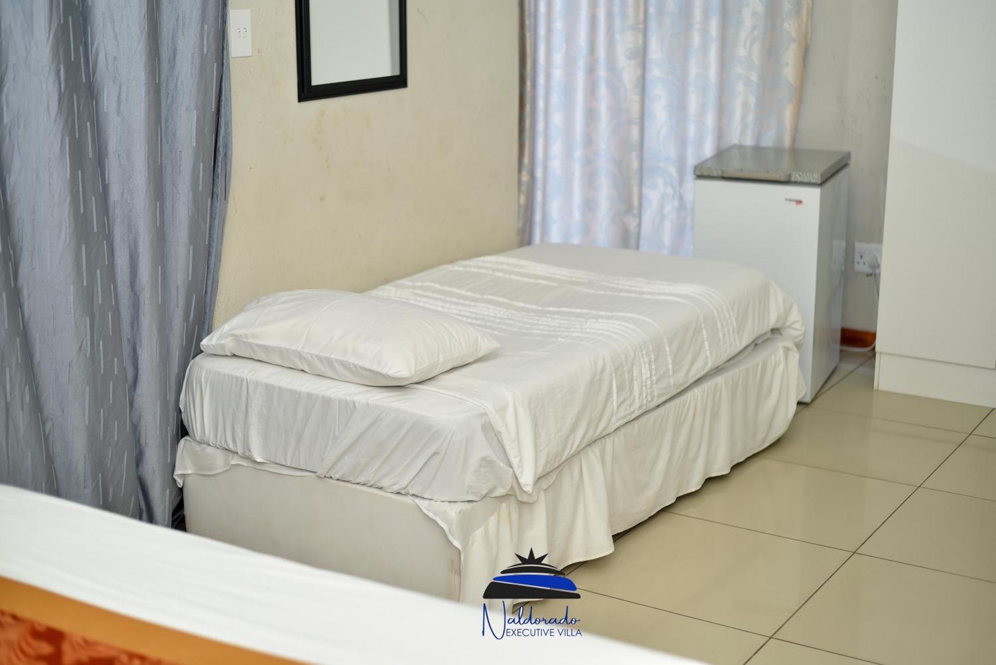 Naldorado Executive Villa Mbombela ภายนอก รูปภาพ
