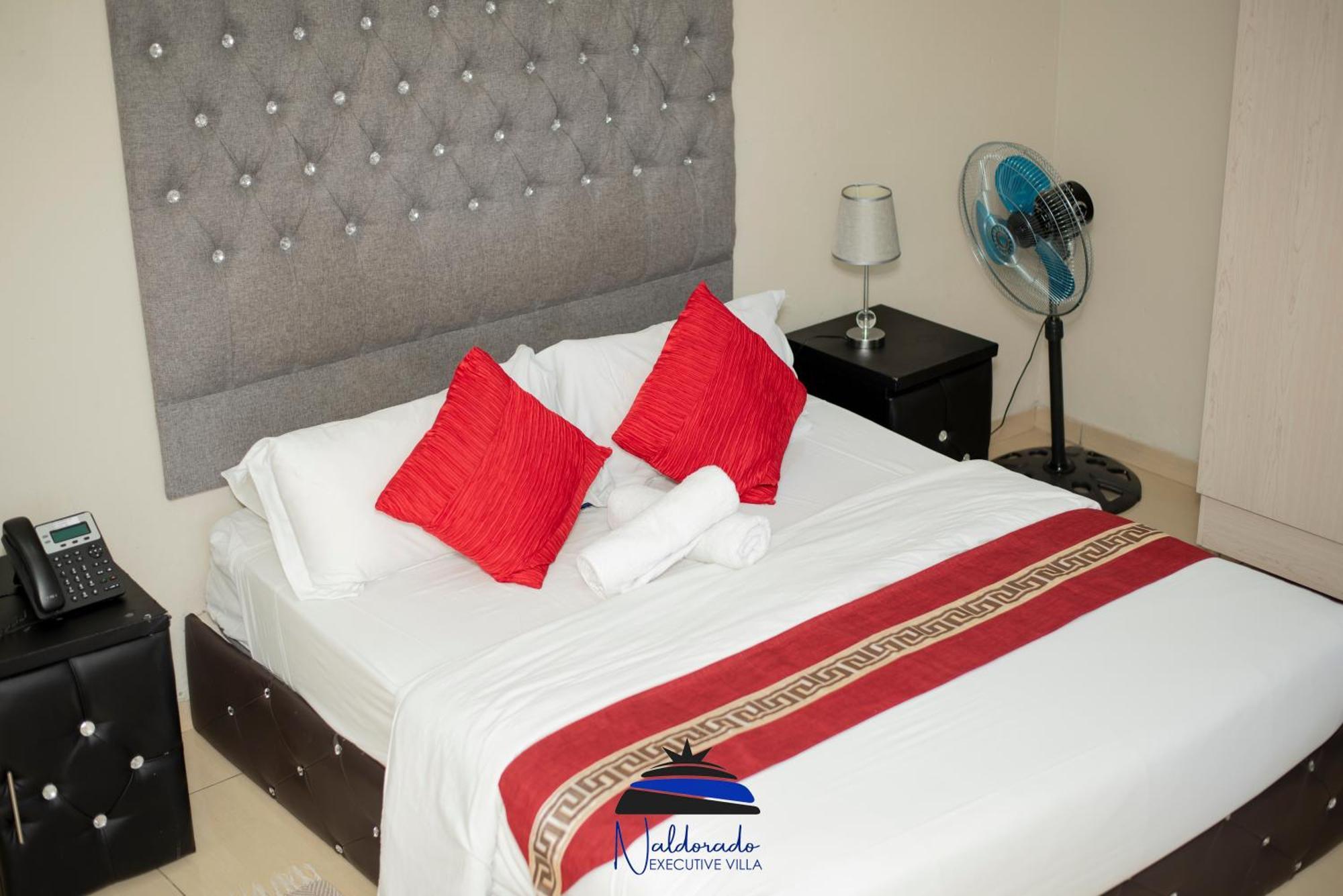 Naldorado Executive Villa Mbombela ภายนอก รูปภาพ