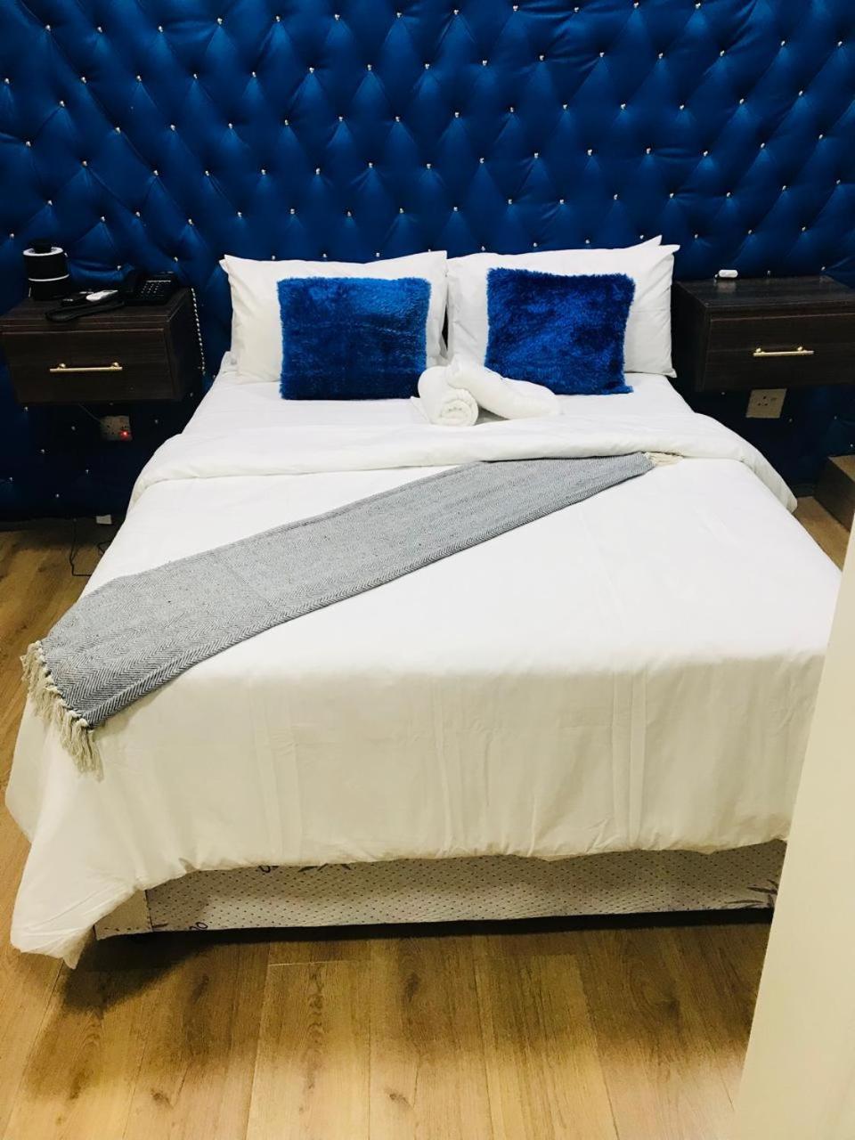 Naldorado Executive Villa Mbombela ภายนอก รูปภาพ