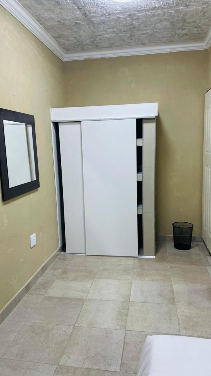 Naldorado Executive Villa Mbombela ภายนอก รูปภาพ
