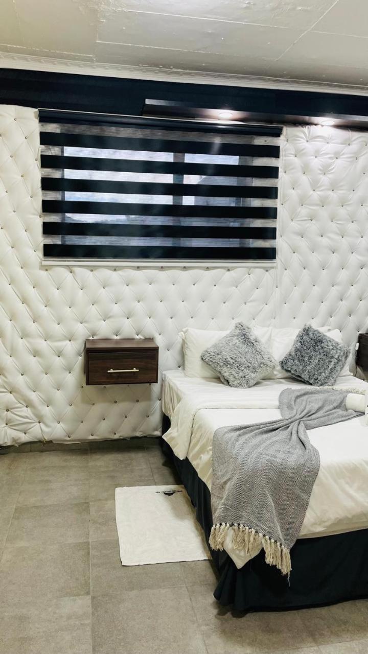 Naldorado Executive Villa Mbombela ภายนอก รูปภาพ