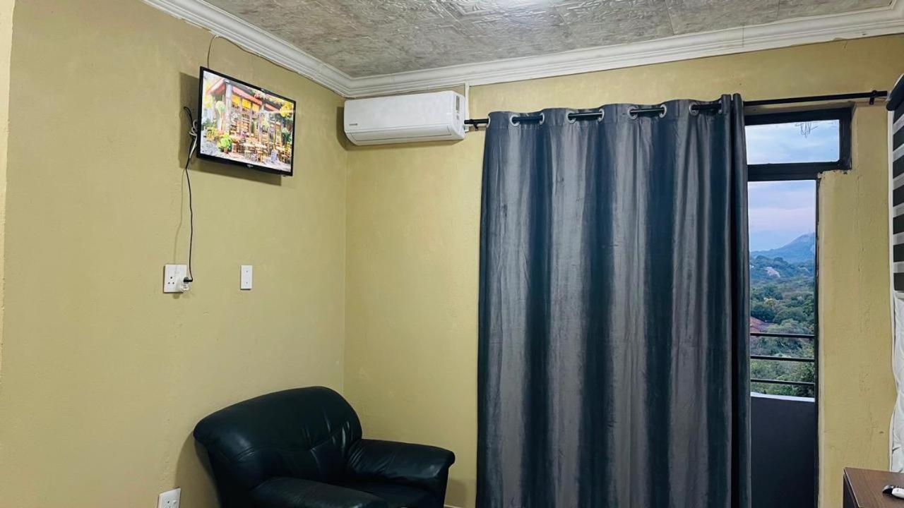 Naldorado Executive Villa Mbombela ภายนอก รูปภาพ